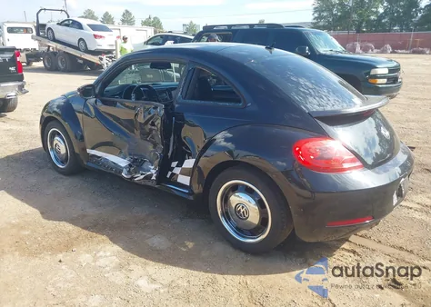 2012 Volkswagen Beetle 2.5L z USA, uszkodzony, nr VIN 3VWJX7AT4CM638199